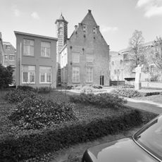 Pastorie van de Sint Pieterskerk (oorspronkelijk Refugiehuis der Augustijnen Kanunniken van het klooster Marienhage te Woensel)