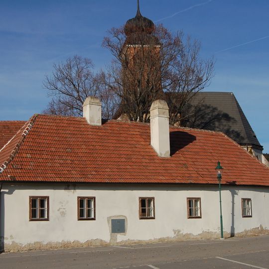 Ehemaliges Schulhaus, Muthmannsdorf