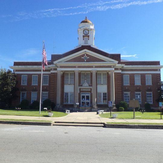 Lee County Courthouse