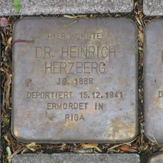 Stolperstein en memoria de Heinrich Herzberg