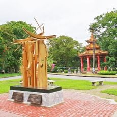 Italian-Thai Friendship Sculpture