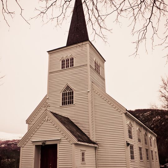 Hamnsund Church