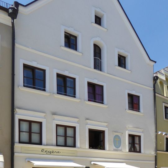 Wohn- und Geschäftshaus, sog. Kupferschmiedehaus