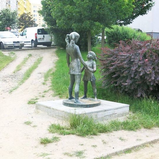 Socha Dívky v ulici 28.října v České Lípě