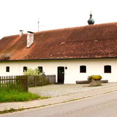 Pfarrhof mit Nebengebäude