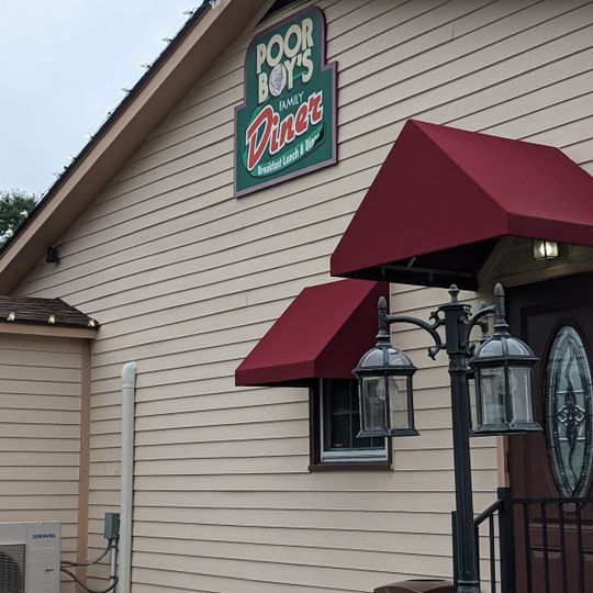 Poor Boys Diner