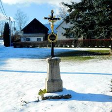 Kříž v severní části Rohozné