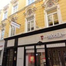 Wohn- und Geschäftshaus