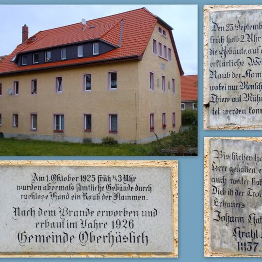 Drei Sandsteintafeln am Haus Dresdner Landstraße 14