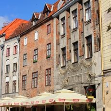 2/4 Szczytna Street in Toruń