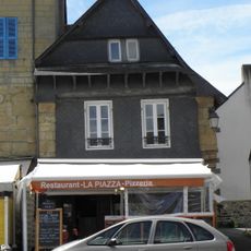 Maison, 1 place des Fusillés-et-Résistants