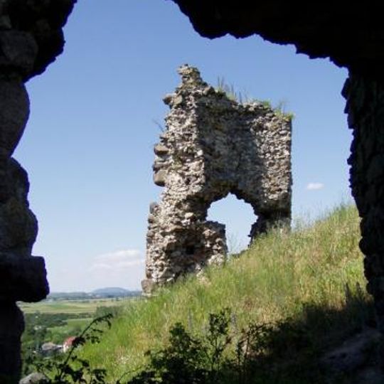 Veľký Kamenec Castle