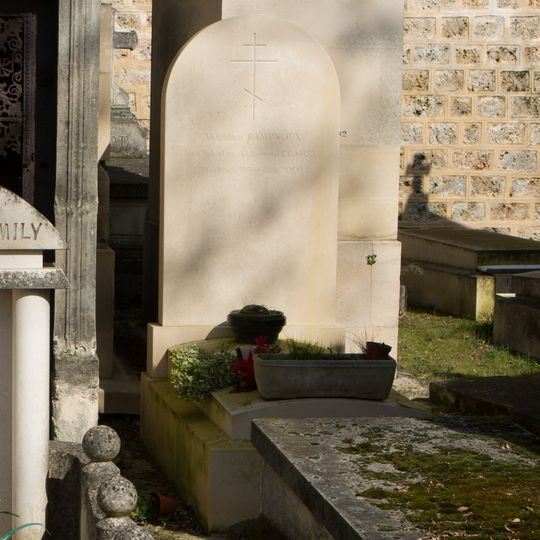 Grave of Rampnoux