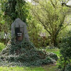 Pomník obětem válek v Sušanech