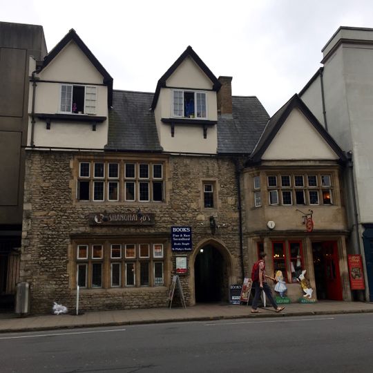 82 And 83, St Aldates Street