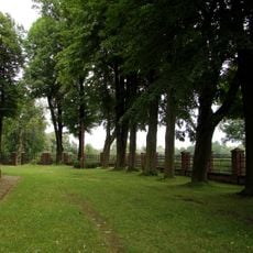 Cmentarz przykościelny w Mokrelipiu