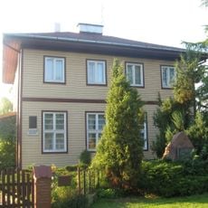 Dom (szkoła polska 1929-1939)